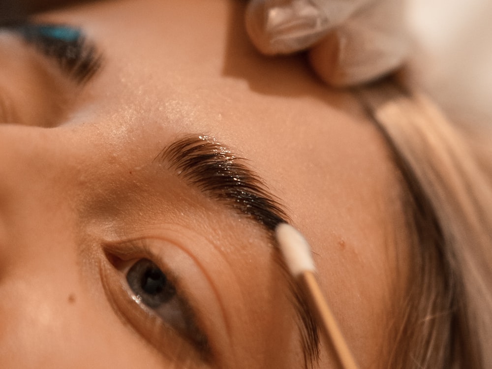 Specijalistica tijekom tretmana permanentnog makeupa